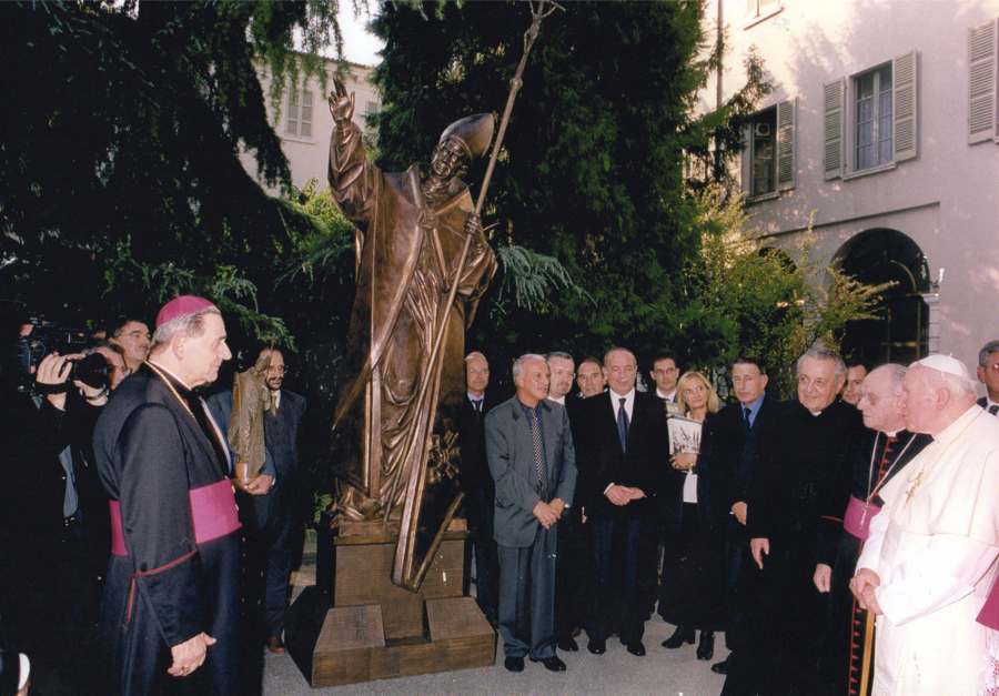 Anno  1998 Papa Giovanni Paolo II alla Fondazione Paolo VI